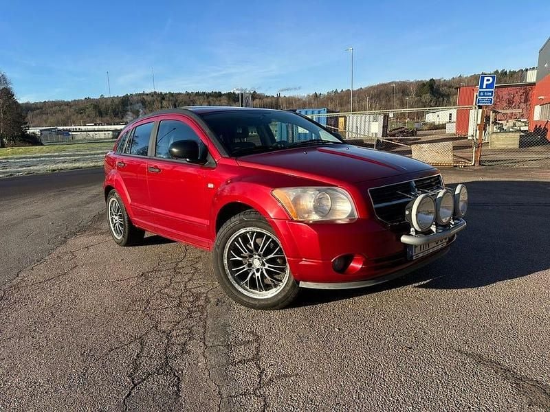 Begagnad 2007 Dodge Caliber Halvkombi | 29 500 kr - Bild 1/4