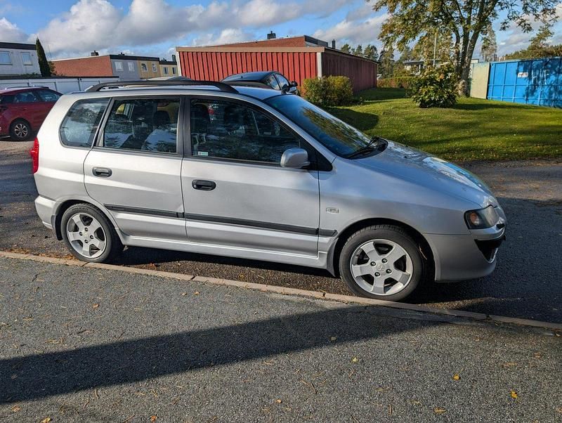 Silver Begagnad 2004 Mitsubishi Space Star Kombi | 15 000 kr (Bra pris) - Bild 1/4