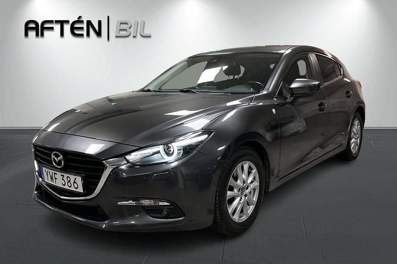 Grå Begagnad 2017 Mazda 3 Inclusive Halvkombi | 174 800 kr (Marknadspris) - Bild 1/3