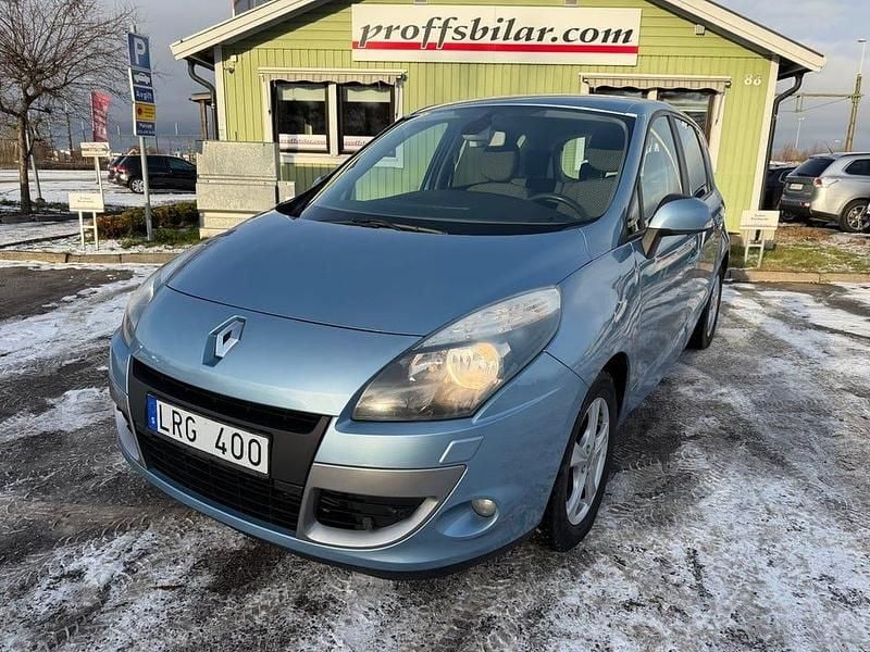 Ljusblå Begagnad 2011 Renault Scénic III Minibuss | 54 900 kr (Marknadspris) - Bild 1/4