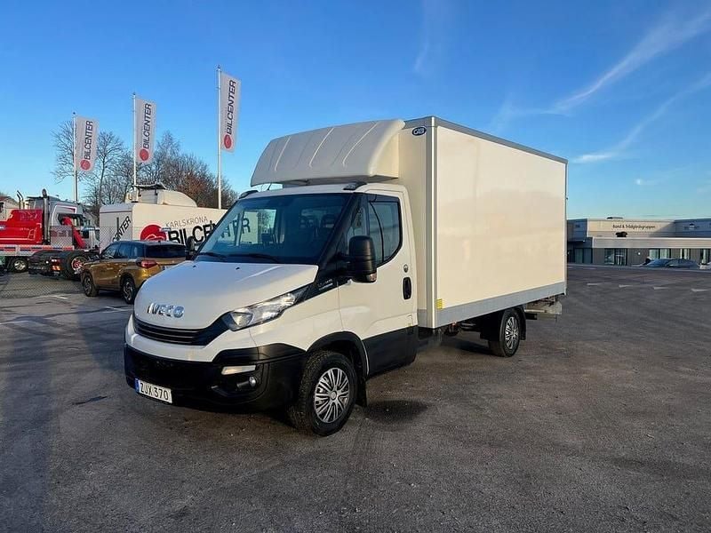 Begagnad Iveco Daily 136 HK (100 kW) 2018 Vit Van
