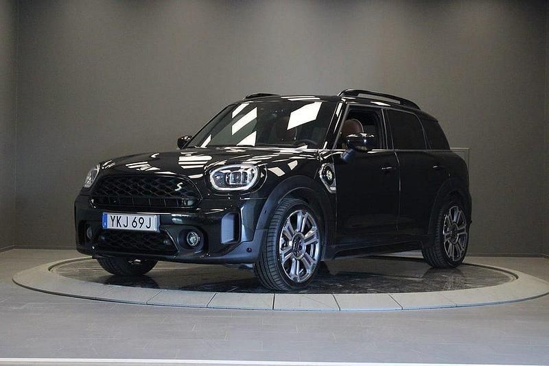 Svart Begagnad 2023 Mini Cooper Countryman SUV | 399 000 kr (Marknadspris) - Bild 1/4