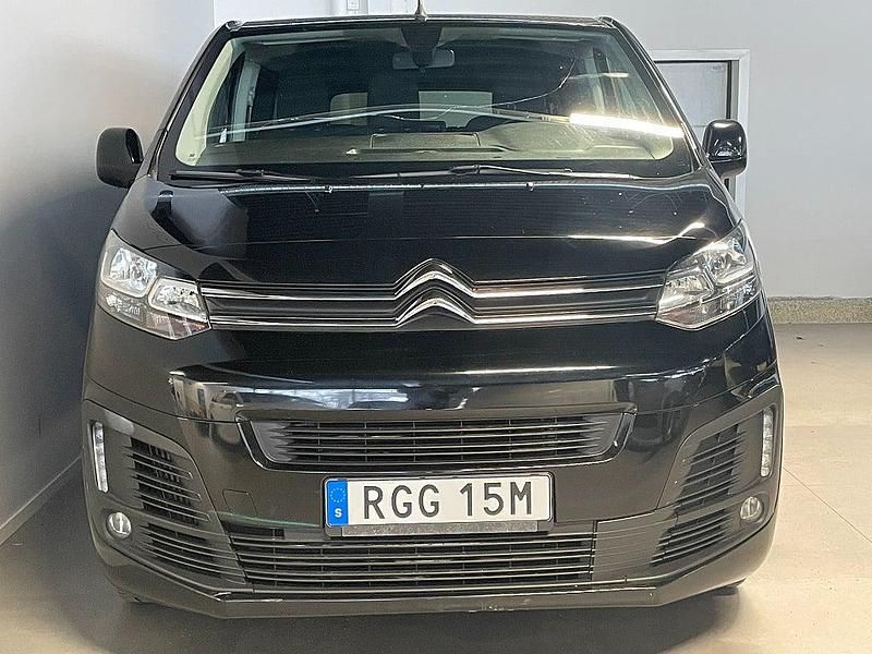 Begagnad Citroën Spacetourer 144 HK (105 kW) 2022 Svart Minibuss