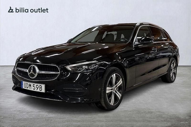 Svart Begagnad 2021 Mercedes C300e Avantgarde Kombi | 339 900 kr (Bra pris) - Bild 1/3