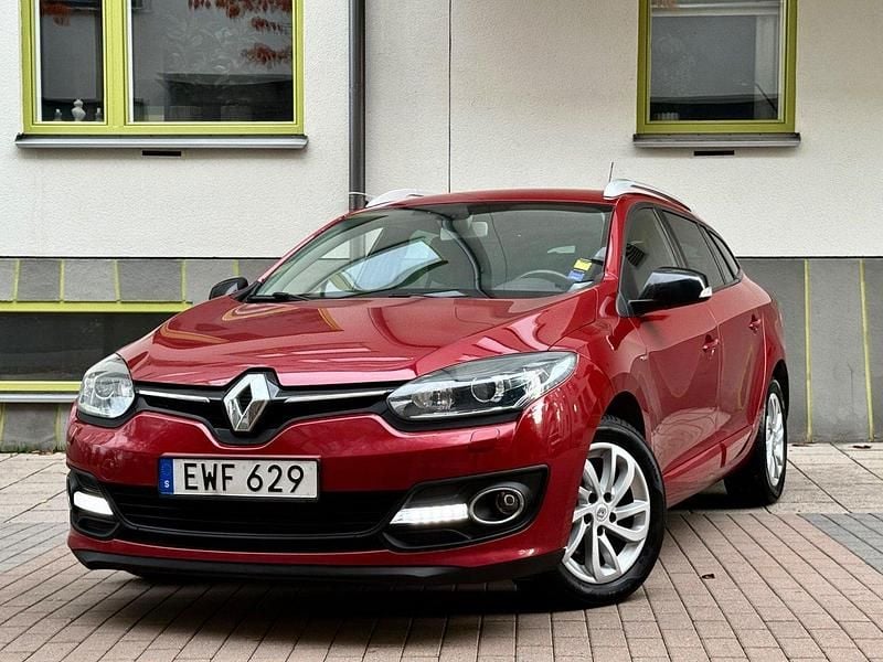 Röd Begagnad 2015 Renault Mégane GrandTour LIMITED Kombi | 79 900 kr (Marknadspris) - Bild 1/4