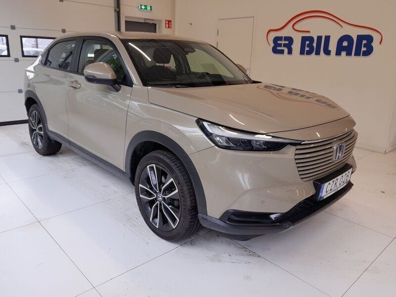 Ljusbrun (brun) Begagnad 2023 Honda HR-V Elegance SUV | 284 900 kr (Marknadspris) - Bild 1/4