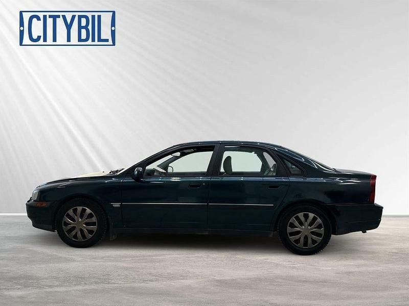 Begagnad Volvo S80 Business Edition 170 HK (125 kW) 2001 Mörkgrön Sedan