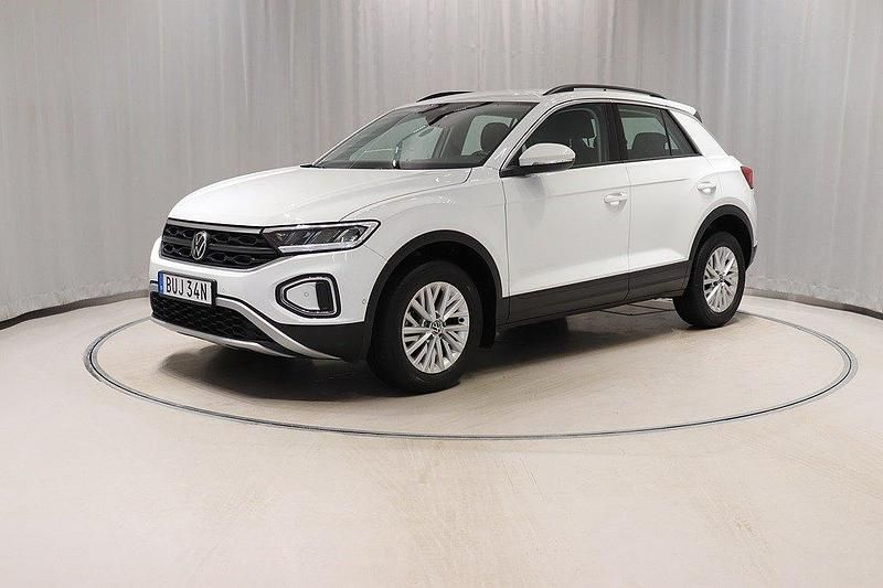 Vit Begagnad 2021 VW T-Roc SUV | 254 700 kr (Marknadspris) - Bild 1/4