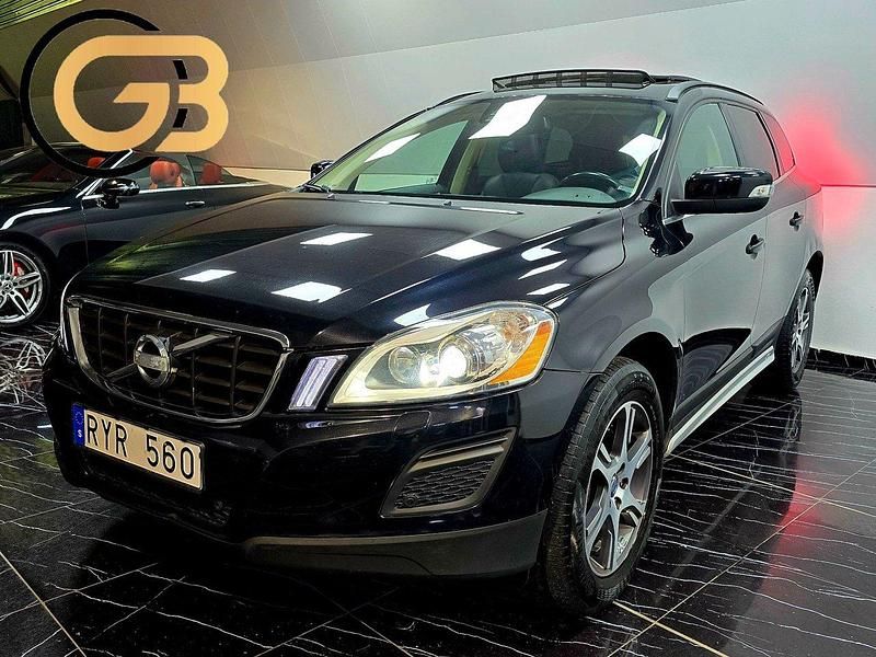 Svart Begagnad 2013 Volvo XC60 Momentum SUV | 145 900 kr (Marknadspris) - Bild 1/4