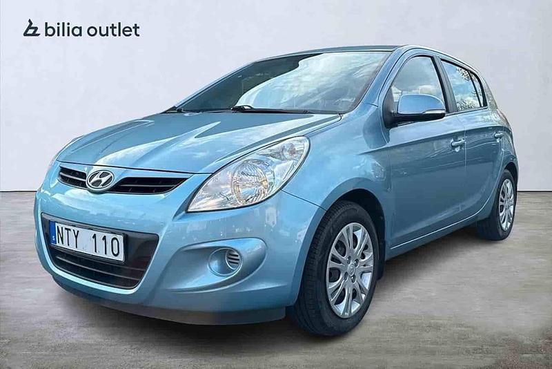Blå Begagnad 2012 Hyundai i20 Halvkombi | 84 900 kr - Bild 1/1