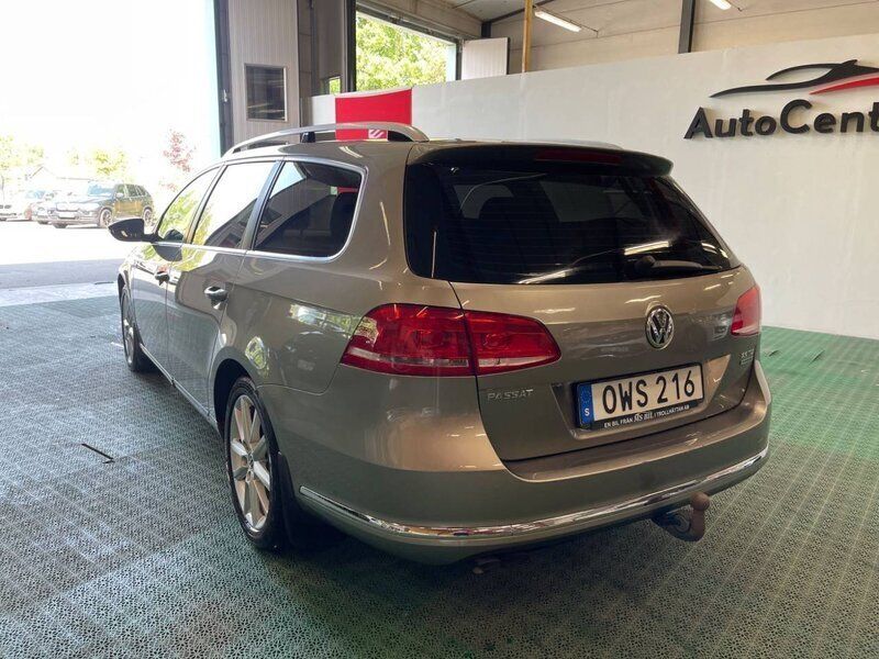 Begagnad VW Passat 141 HK (103 kW) 2011 Ljusbrun (brun) Kombi