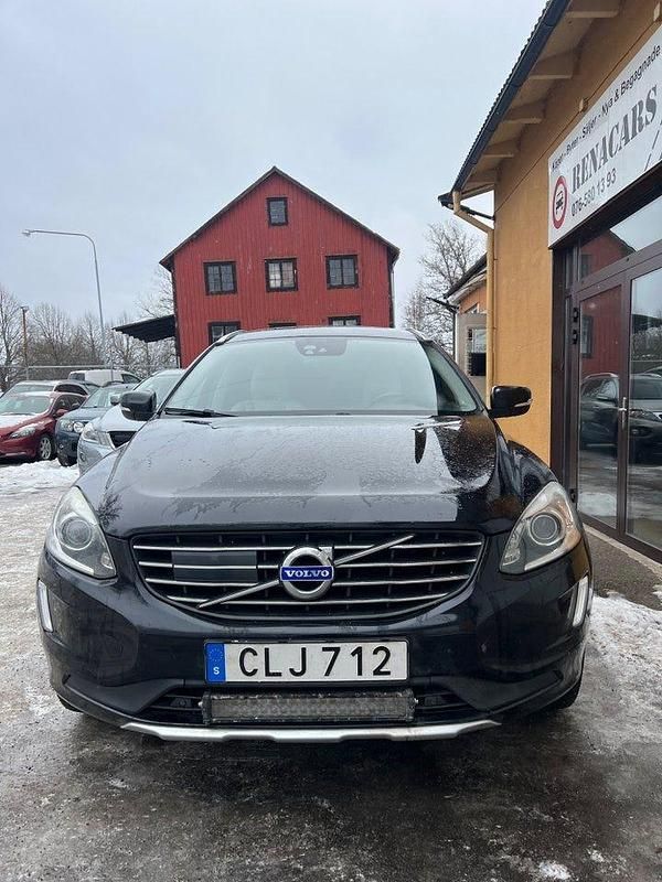 Begagnad Volvo XC60 Ocean Race 181 HK (133 kW) 2015 Svart SUV