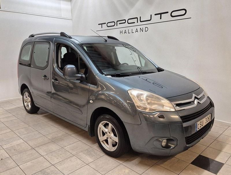 Mörkgrå (grå) Begagnad 2011 Citroën Berlingo Minibuss | 49 900 kr (Marknadspris) - Bild 1/4