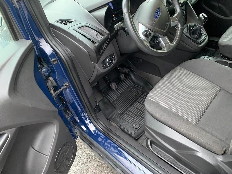 Begagnad Ford Transit Connect 75 HK (55 kW) 2014 Minibuss