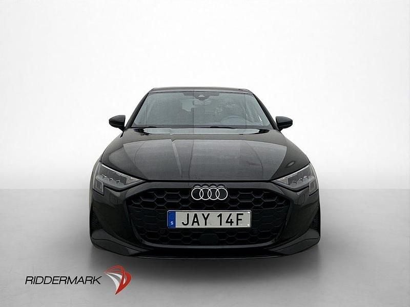 Begagnad Audi A3 150 HK (110 kW) 2024 Svart Halvkombi