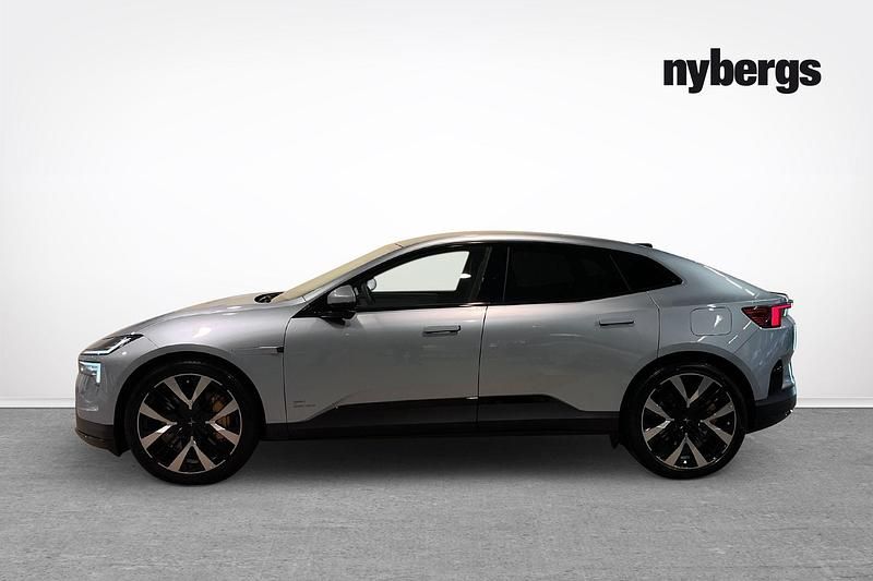 Begagnad Polestar 4 Long Range Dual motor 22 kW (30 HK) 2025 Blå SUV
