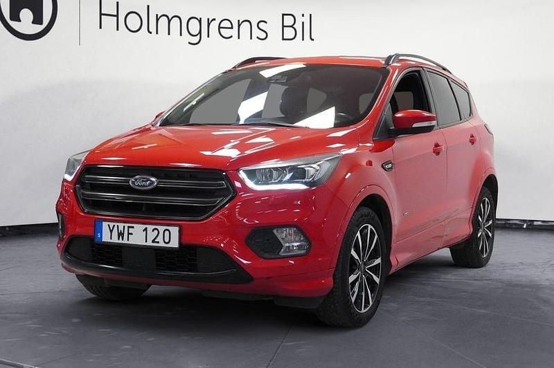 Röd Begagnad 2017 Ford Kuga ST-Line SUV | 184 800 kr (Lite dyr) - Bild 1/4