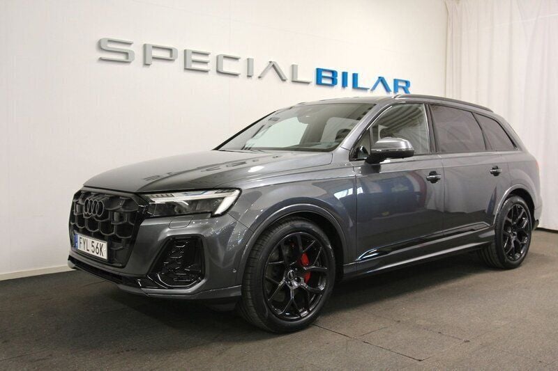 Grå Begagnad 2024 Audi Q7 S-Line SUV | 949 000 kr (Dyr) - Bild 1/4