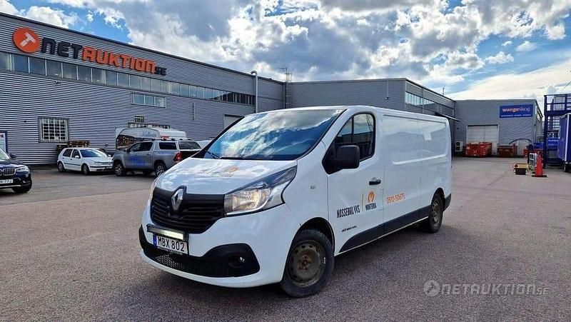 Vit Begagnad 2016 Renault Trafic Minibuss | 65 000 kr (Superpris) - Bild 1/4