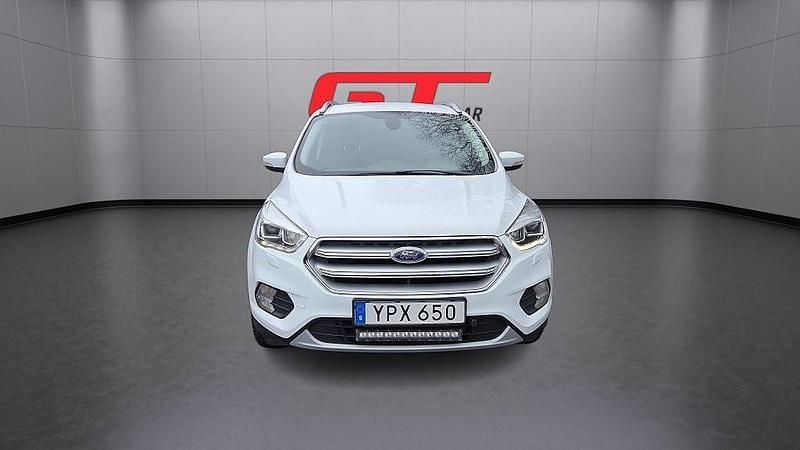 Begagnad Ford Kuga Titanium 182 HK (133 kW) 2017 Vit SUV