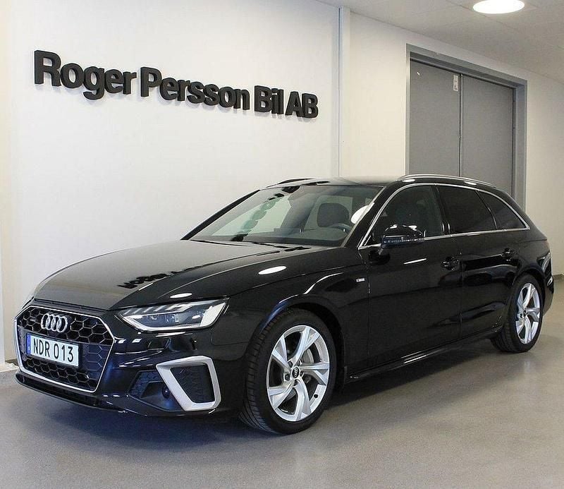 Svart Begagnad 2023 Audi A4 S-Line Kombi | 399 000 kr (Marknadspris) - Bild 1/4