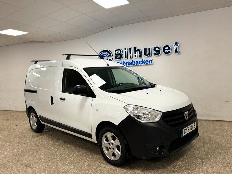 Vit Begagnad 2015 Dacia Dokker Express Van | 69 900 kr (Lite dyr) - Bild 1/4