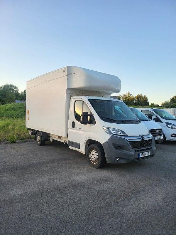 Vit Begagnad 2015 Citroën Jumper Minibuss | 109 000 kr (Marknadspris) - Bild 1/2