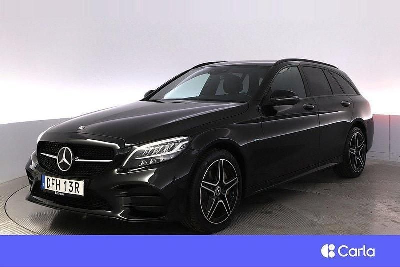 Svart Begagnad 2021 Mercedes C300e AMG Kombi | 329 900 kr (Marknadspris) - Bild 1/4