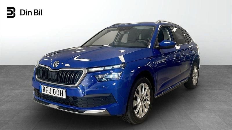 Blå Begagnad 2022 Skoda Kamiq Style SUV | 239 900 kr (Marknadspris) - Bild 1/4