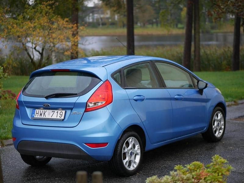 Begagnad Ford Fiesta 82 HK (60 kW) 2009 Halvkombi