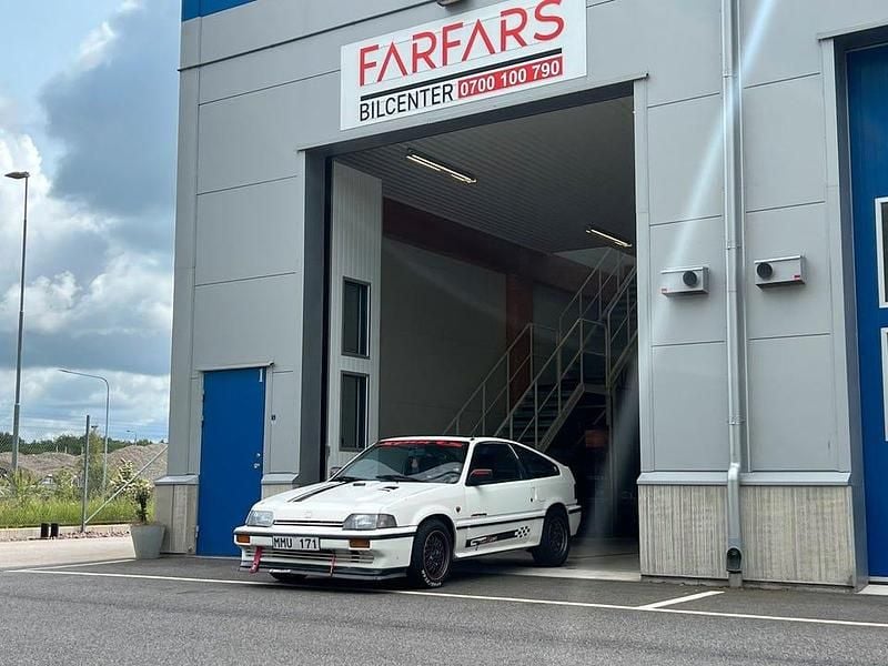 Vit Begagnad 1986 Honda CR-X Halvkombi | 69 900 kr - Bild 1/4