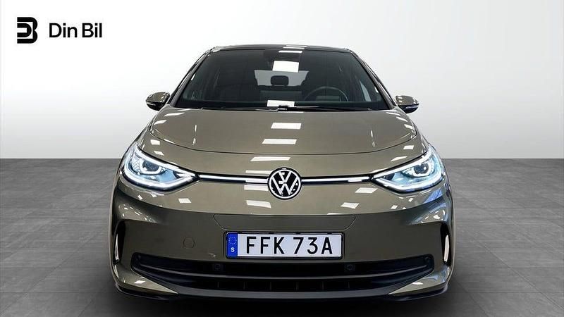 Begagnad VW ID.3 Pro 169 kW (231 HK) 2024 Grön Halvkombi