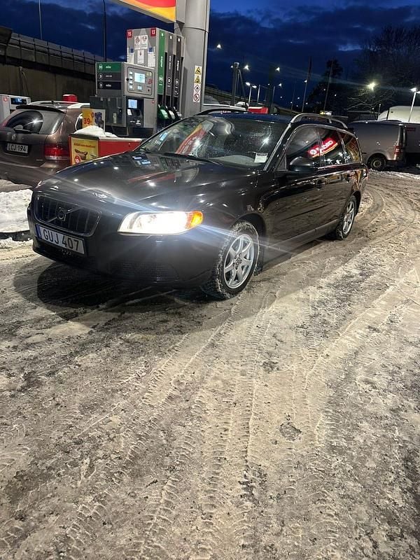 Begagnad Volvo V70 145 HK (106 kW) 2008 Kombi