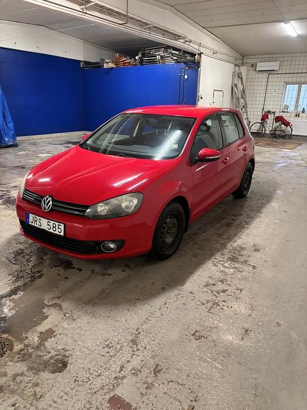 Begagnad VW Golf VII 102 HK (75 kW) 2012