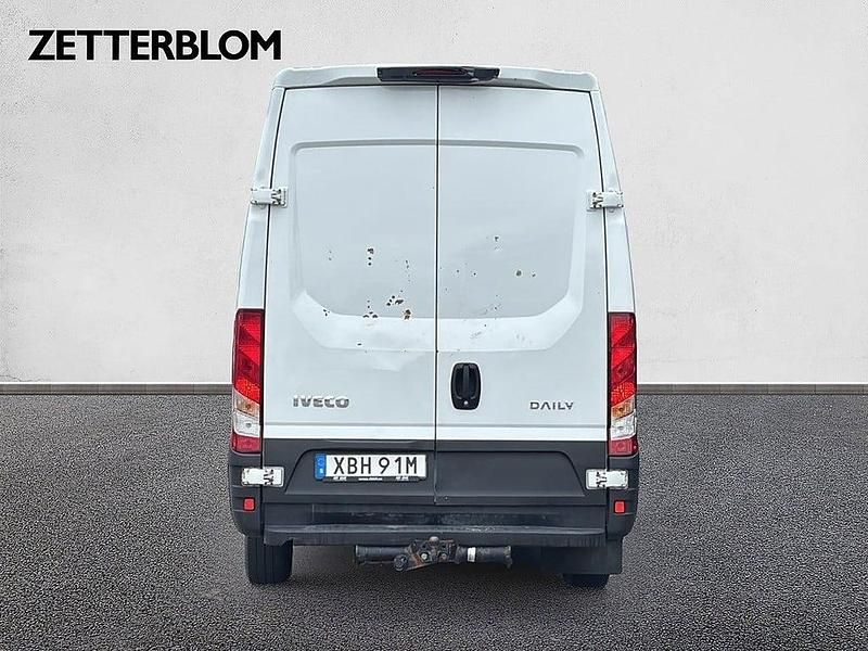 Begagnad Iveco Daily 136 HK (100 kW) 2022 Vit Van