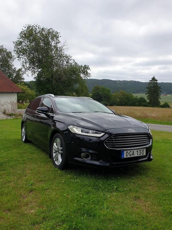 Begagnad 2016 Ford Mondeo Kombi | 110 000 kr (Lite dyr) - Bild 1/4