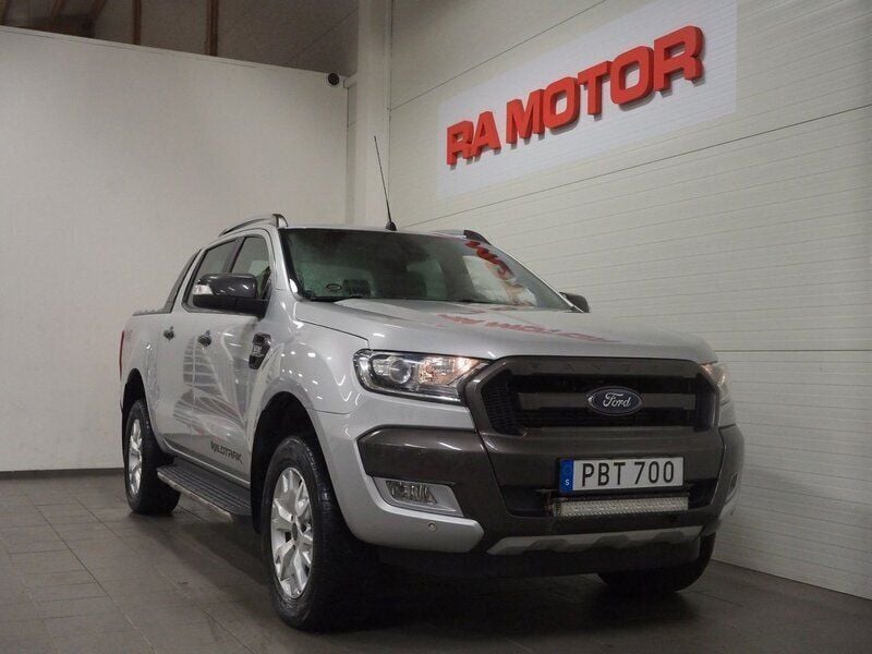 Grå Begagnad 2017 Ford Ranger Wildtrack Pickup | 269 900 kr (Bra pris) - Bild 1/3