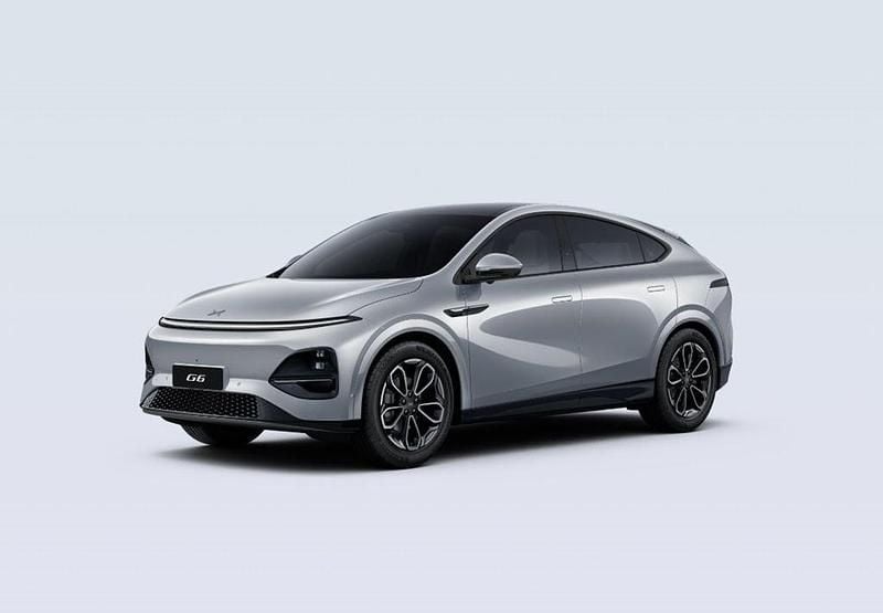 Silver (silver frost/black) Begagnad 2024 XPENG G9 AWD Performance SUV | 519 900 kr - Bild 1/1
