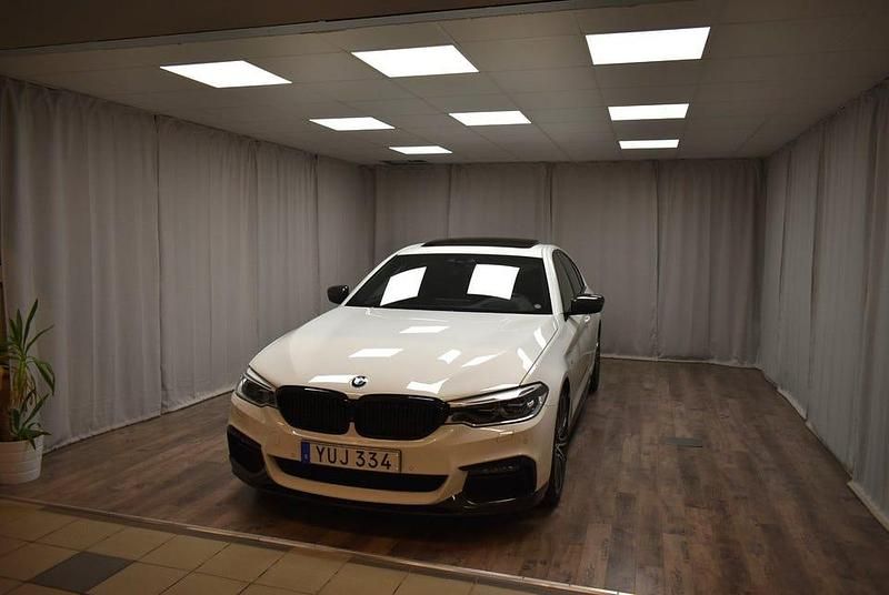 Begagnad BMW 540 M Sport 340 HK (250 kW) 2018 Vit Sedan