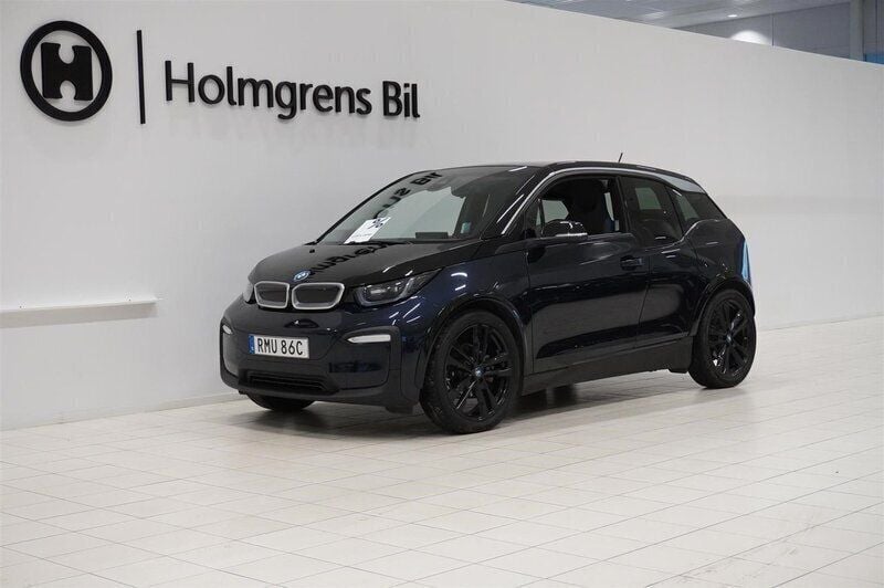 Blå/lila Begagnad 2021 BMW i3 Sport Line Halvkombi | 229 900 kr (Marknadspris) - Bild 1/4