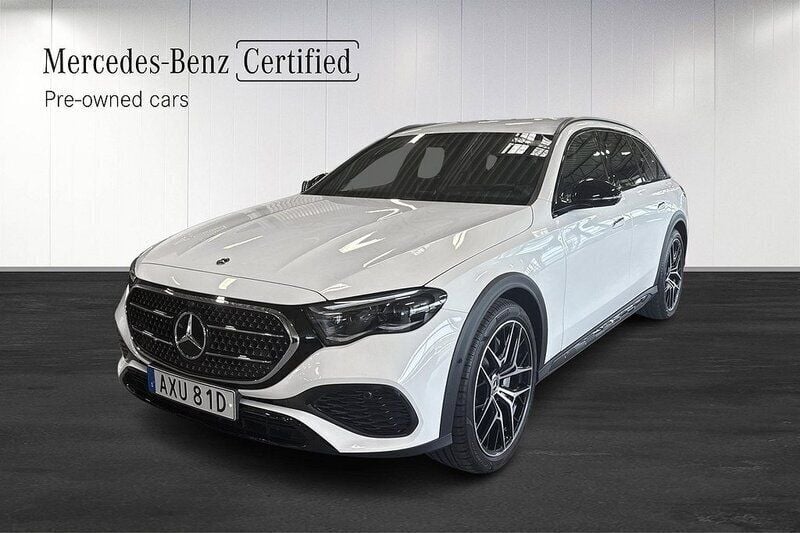 Vit Begagnad 2024 Mercedes E300 Avantgarde Kombi | 749 000 kr (Dyr) - Bild 1/4