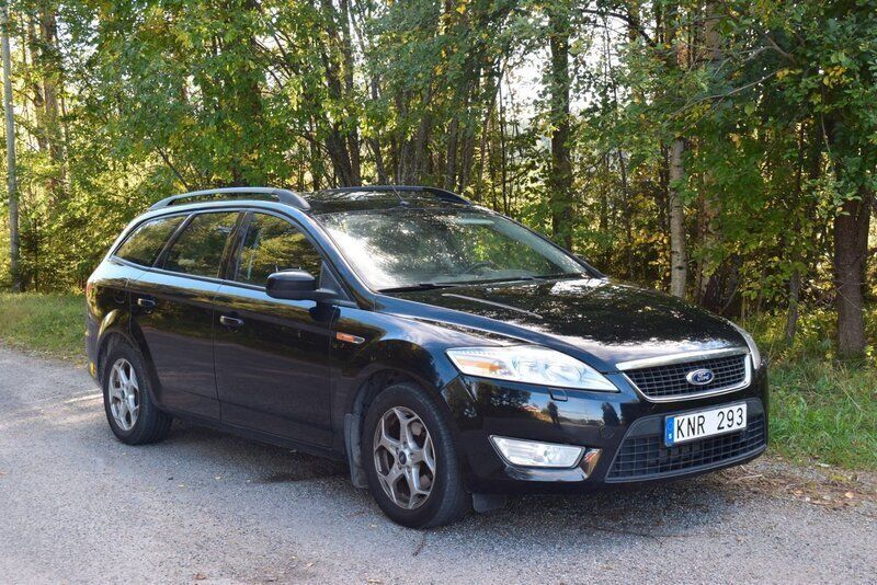 Svart Begagnad 2010 Ford Mondeo Trend Kombi | 59 900 kr - Bild 1/4