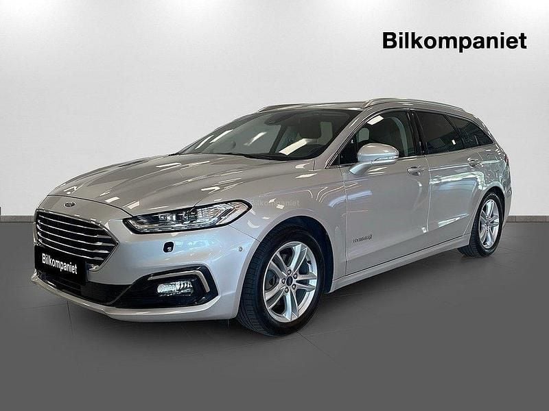 Grå Begagnad 2019 Ford Mondeo Kombi | 189 000 kr (Marknadspris) - Bild 1/4
