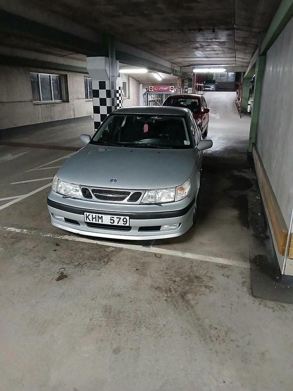 Grå Begagnad 2000 Saab 9-5 Aero Sedan | 12 000 kr (Superpris) - Bild 1/4