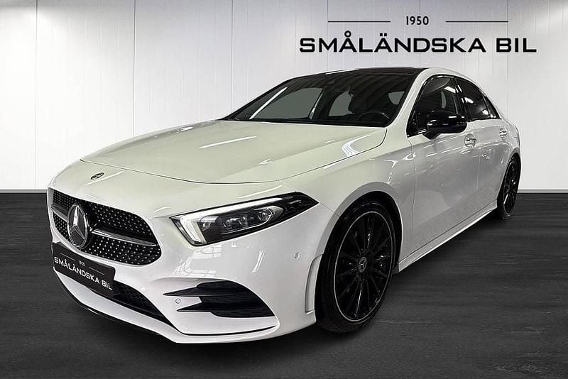 Begagnad Mercedes A200 Premium 163 HK (119 kW) 2019 Vit Sedan