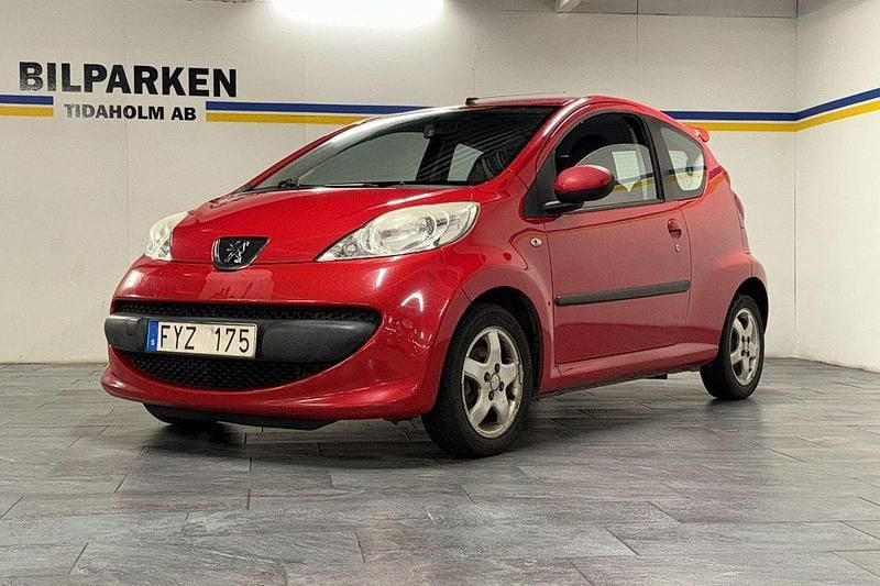 Röd Begagnad 2007 Peugeot 107 Halvkombi | 15 500 kr (Marknadspris) - Bild 1/4