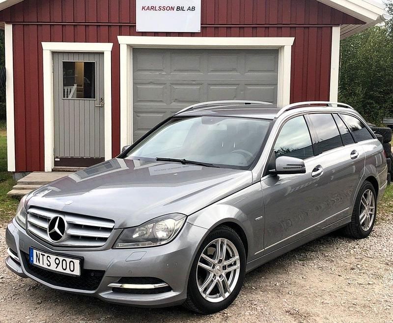Silver Begagnad 2012 Mercedes C220 Kombi | 115 000 kr (Marknadspris) - Bild 1/4