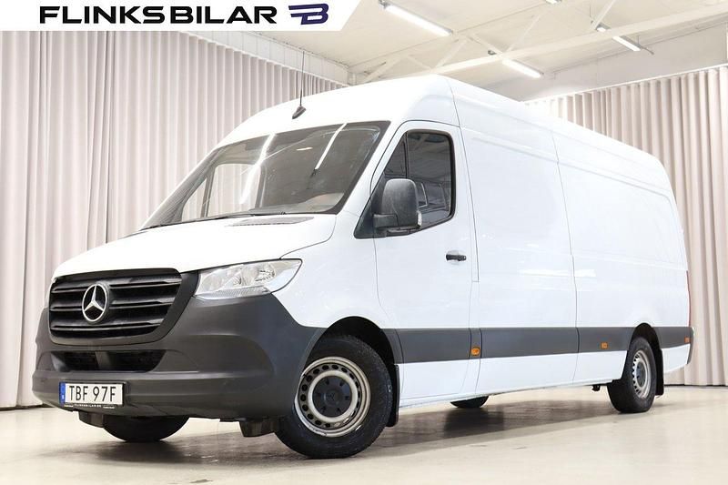Vit Begagnad 2020 Mercedes Sprinter Van | 419 900 kr (Dyr) - Bild 1/4