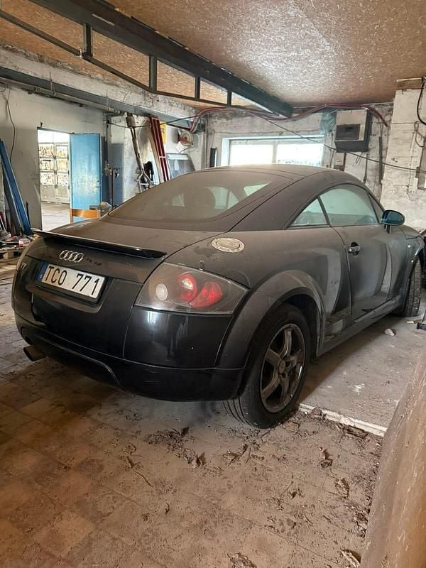 Begagnad Audi TT 180 HK (132 kW) 2002 Sportkupé