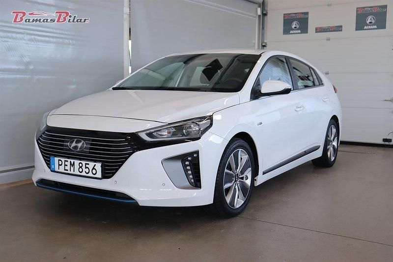 Vit Begagnad 2017 Hyundai Ioniq Eco Halvkombi | 114 900 kr (Marknadspris) - Bild 1/4